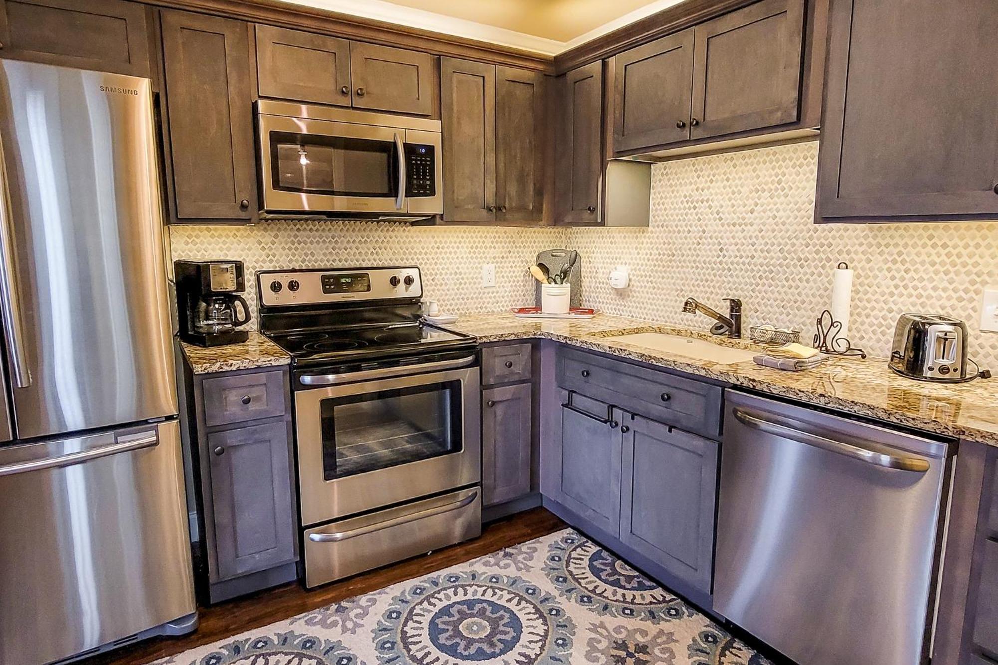 Apartment Little River Loft & Riverfront Gem Townsend
