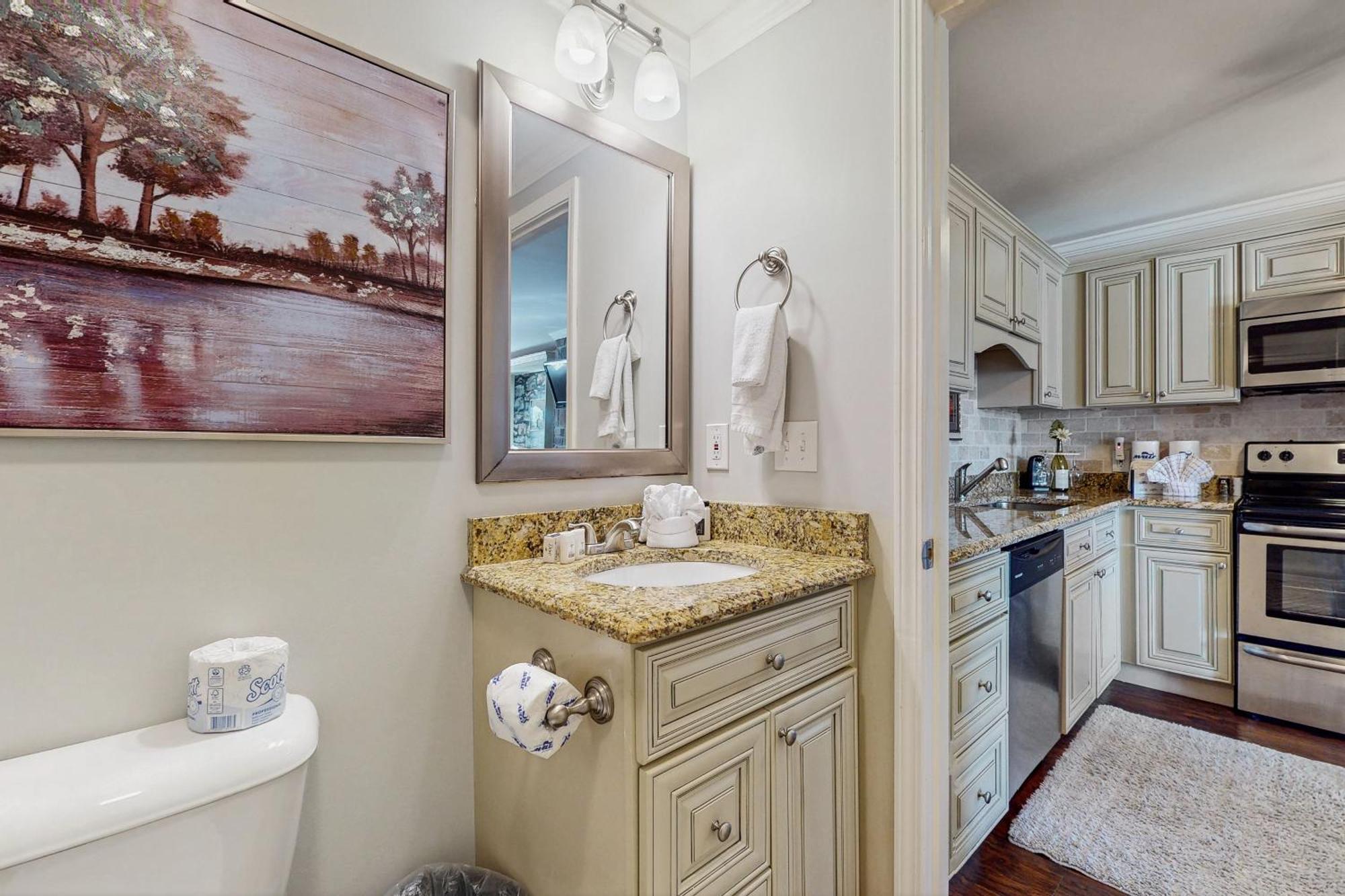 Little River Loft & Riverfront Gem *