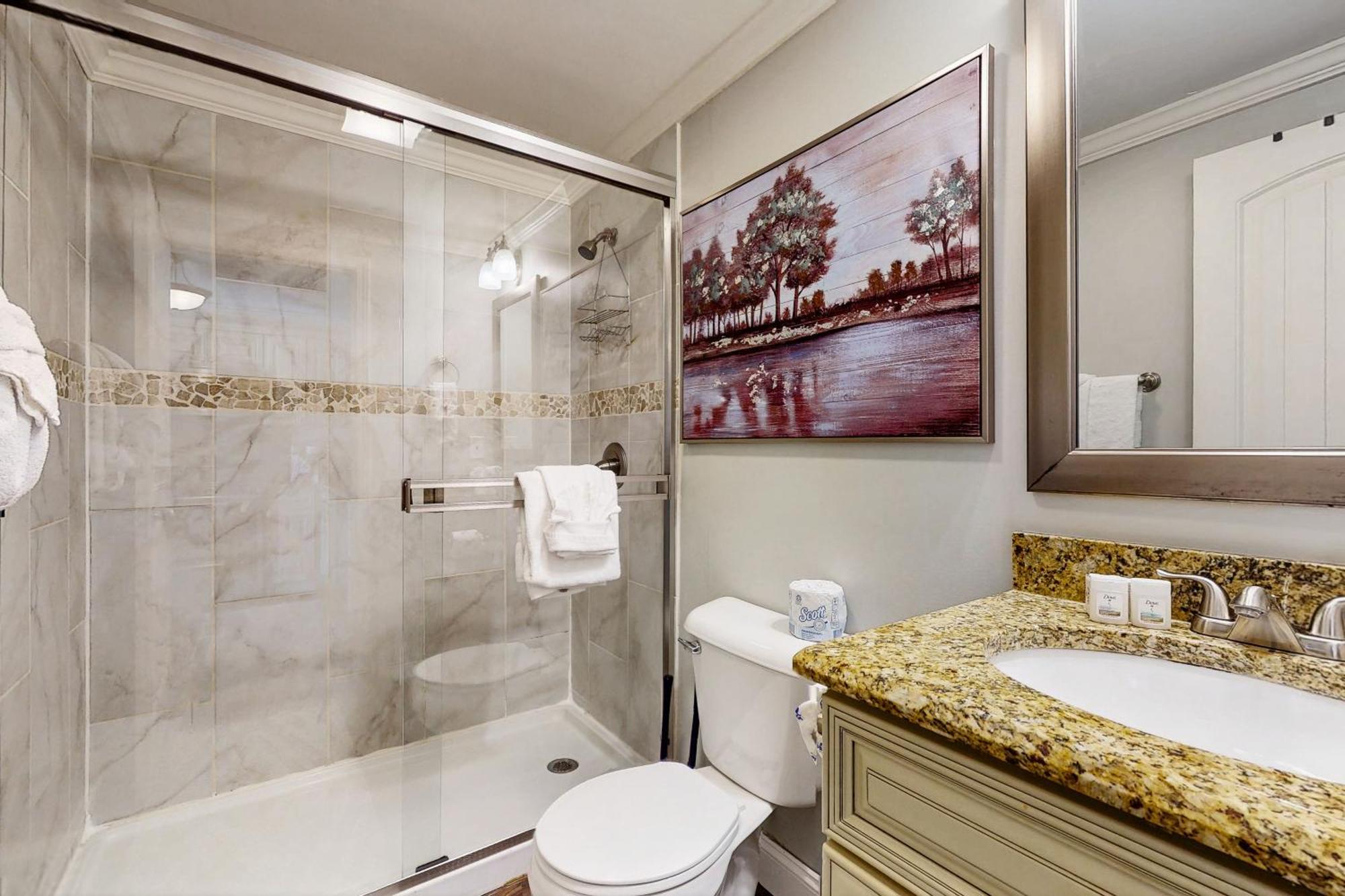 Little River Loft & Riverfront Gem *