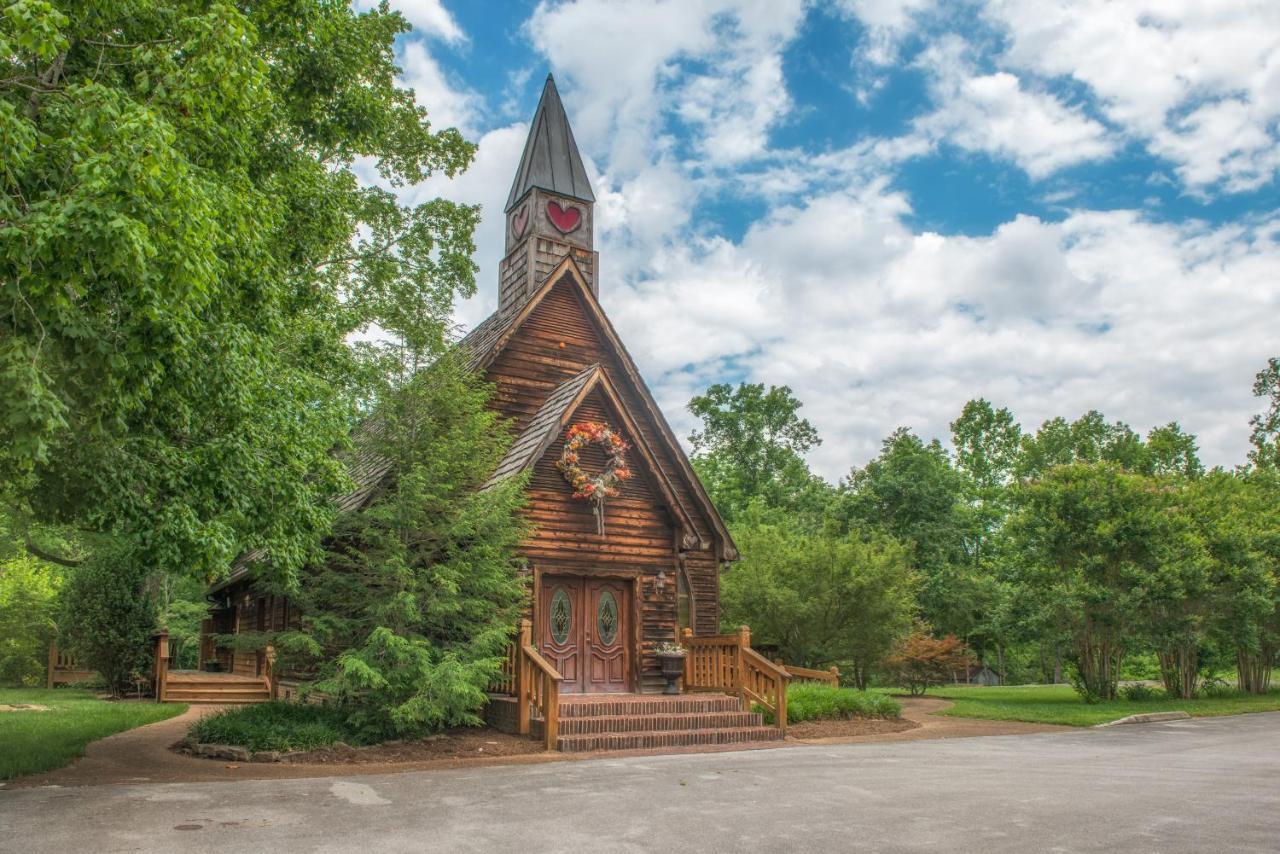 Little River Loft & Riverfront Gem * Townsend